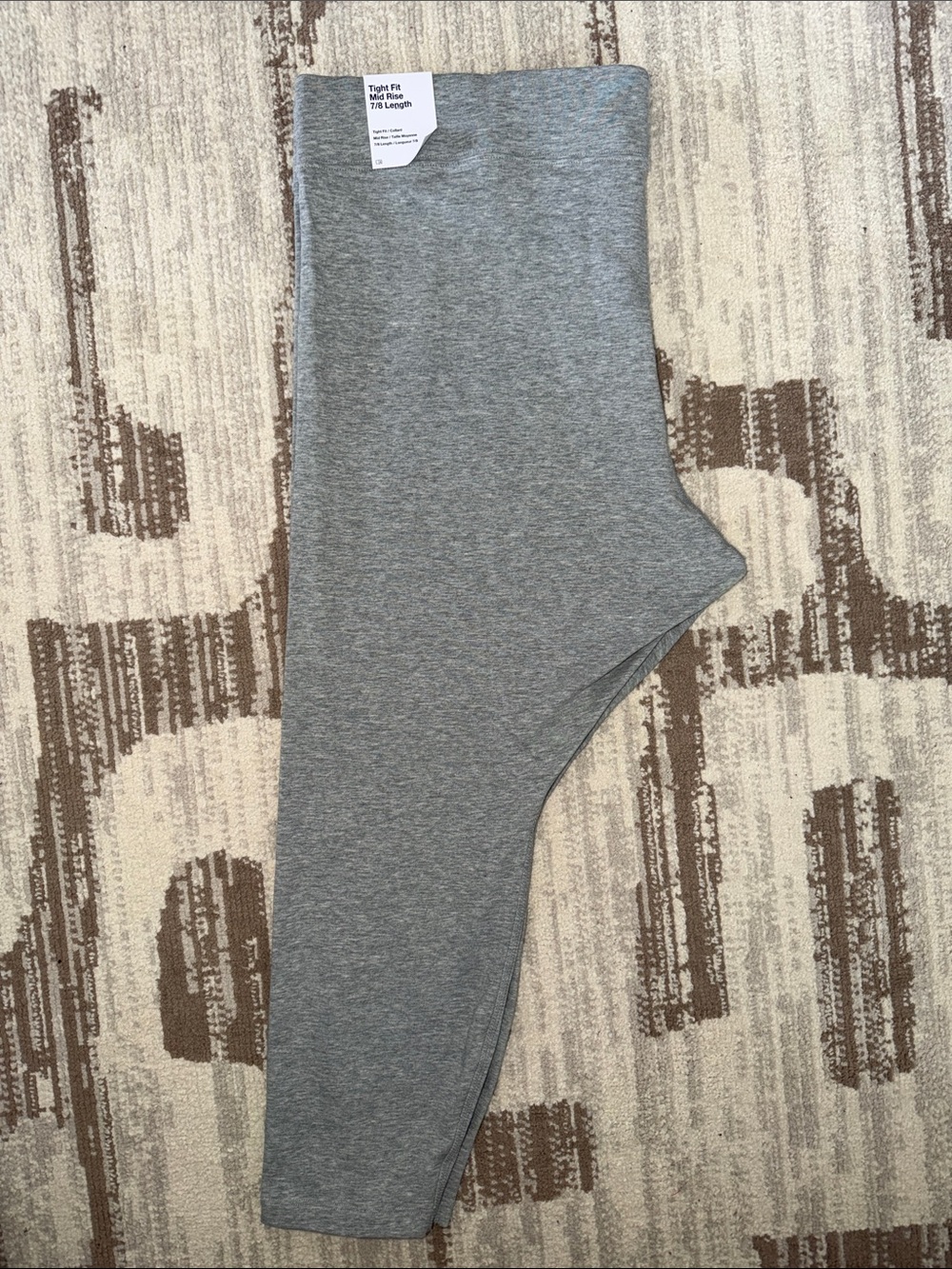 Nike Gray Tight Fit Mid Rise 7/8 Length Size 2X women’s work out Active wear NWT